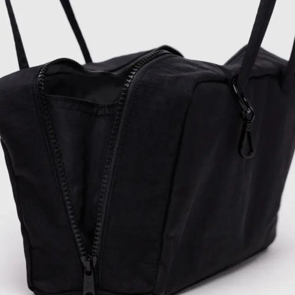 BAGGU Nylon Bowler Bag in Black NWT - Picture 2 of 5